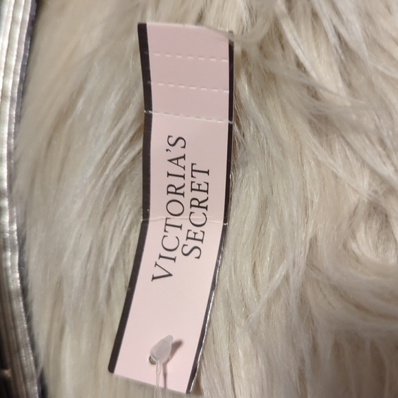 *NWT* Victoria's secret gold sequin sparkle tote bag - Picture 3 of 6